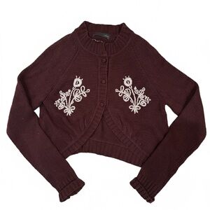 Chic Burgundy Cardigan with Floral Embroidery